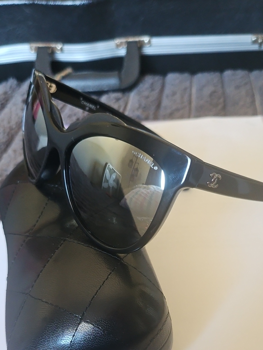 CHANEL!!  Cat-Eye 71186A Sunglasses,  BRAND NEW WITH CASE!!